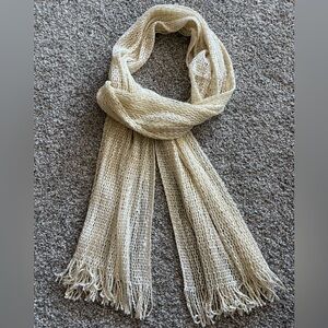 Elegant Open Weaved Cream / Gold Knit Scarf